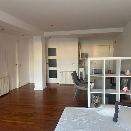 Cute Apartment Valence Extérieur photo