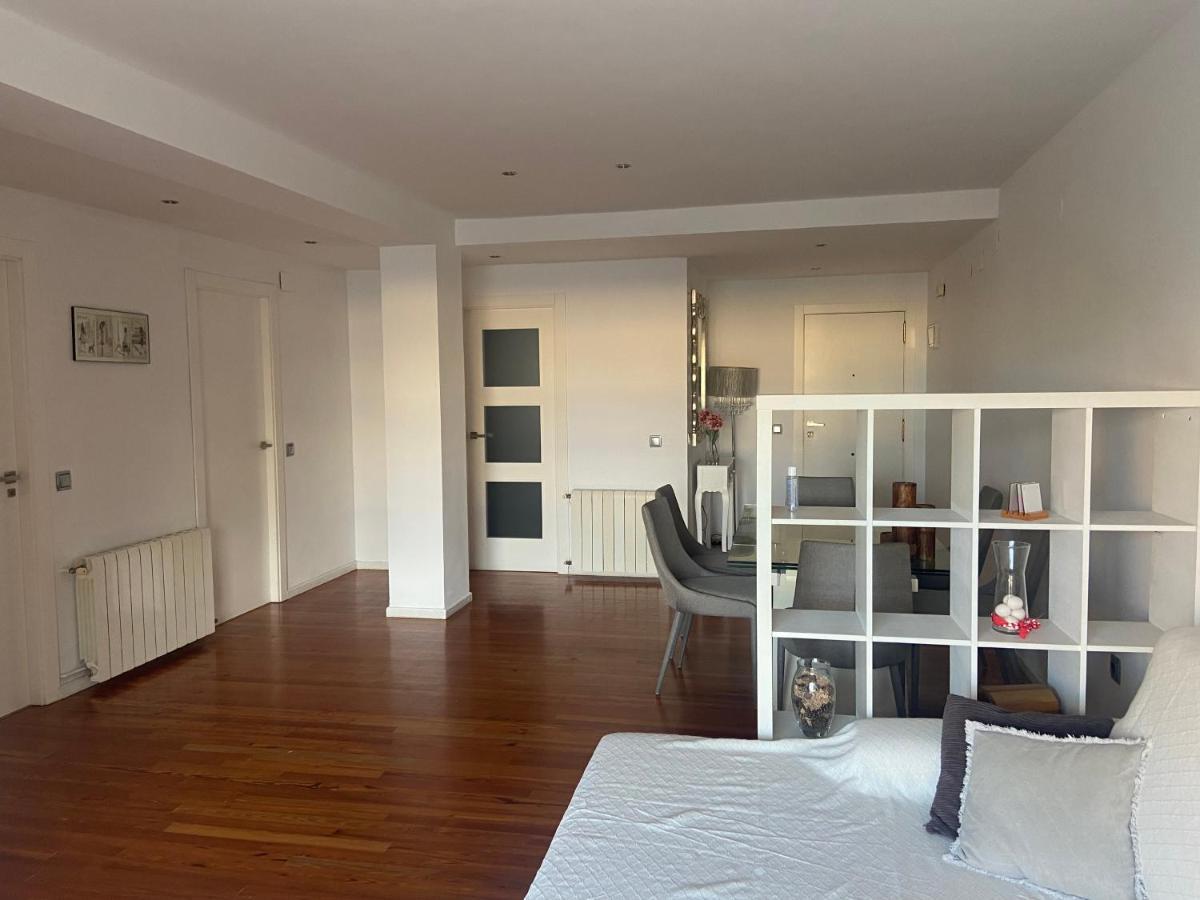 Cute Apartment Valence Extérieur photo