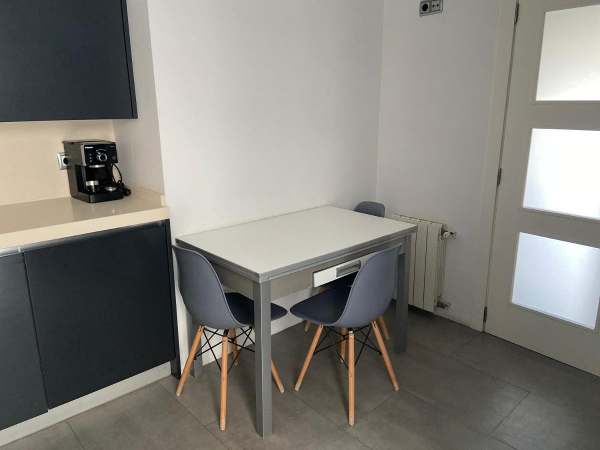 Cute Apartment Valence Extérieur photo